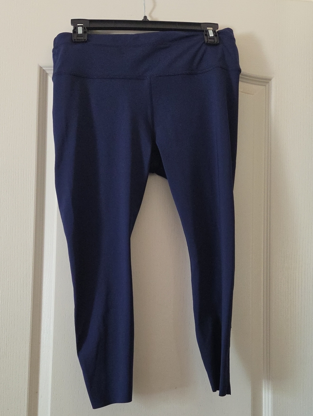 Athleta Women's Accelerate 7/8 Dark Navy Performance Leggings